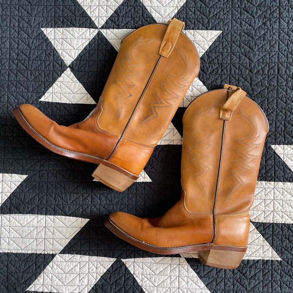VINTAGE western boots, women’s size 8